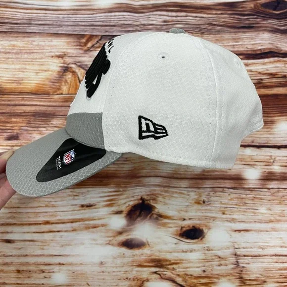 NWT New Era 2019 New England Patriots SUPER BOWL 53 LIII CHAMPIONS Hat - Picture 2 of 5